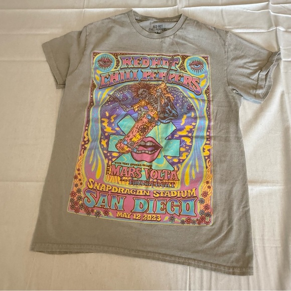 Red Hot Chili Peppers 2023 San Diego The Mars Volta & Thundercat Shirt Sz small - Picture 1 of 6